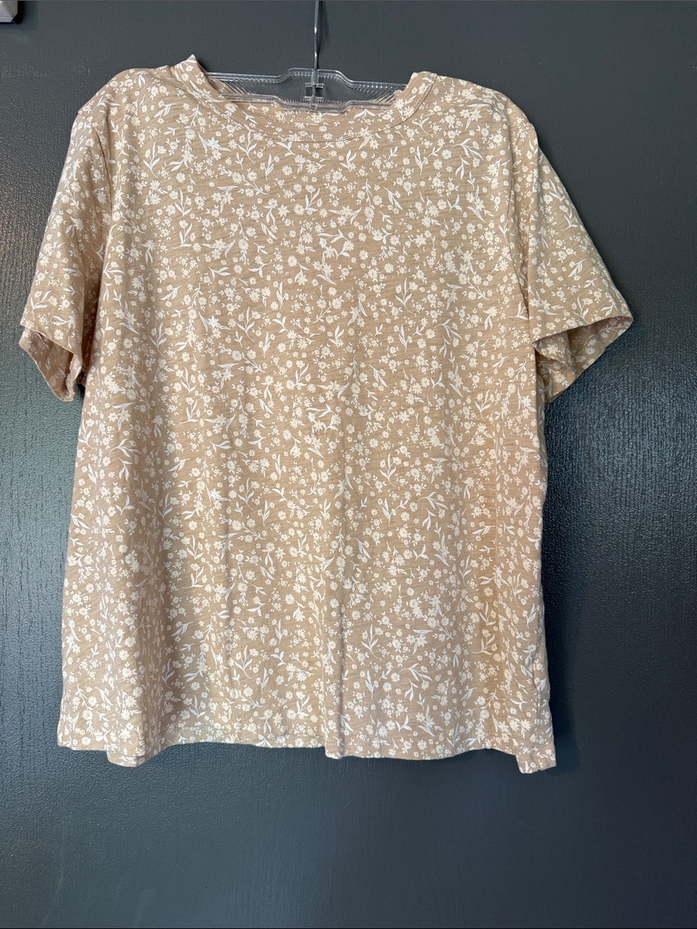 Old Navy Beige Tee with White Floral Print